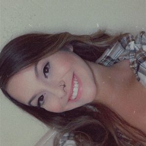 Meet your Posher, Daisha